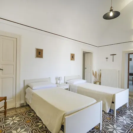 Casale Mba Graziudd Holiday home
