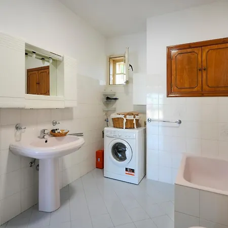 Casale Mba Graziudd *